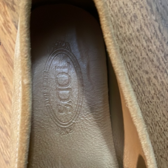 Tods Suede Driving Shoe - Picture 3 of 9